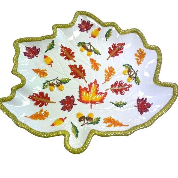 Temptations by Tara Seasonal Autumn Leaf Shaped Platter - Picture 1 of 6
